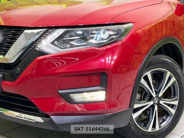 Nissan X-TRAIL 2017-10 7061509-11