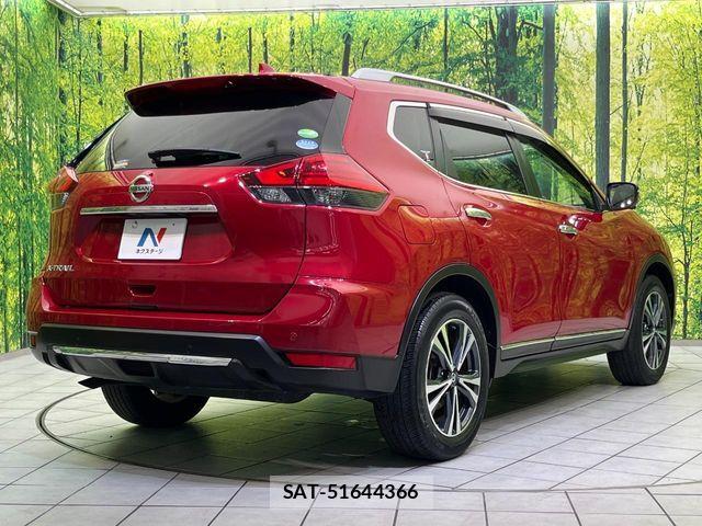 Nissan X-TRAIL 2017-10 7061509-16