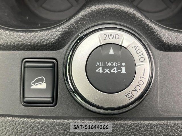 Nissan X-TRAIL 2017-10 7061509-2
