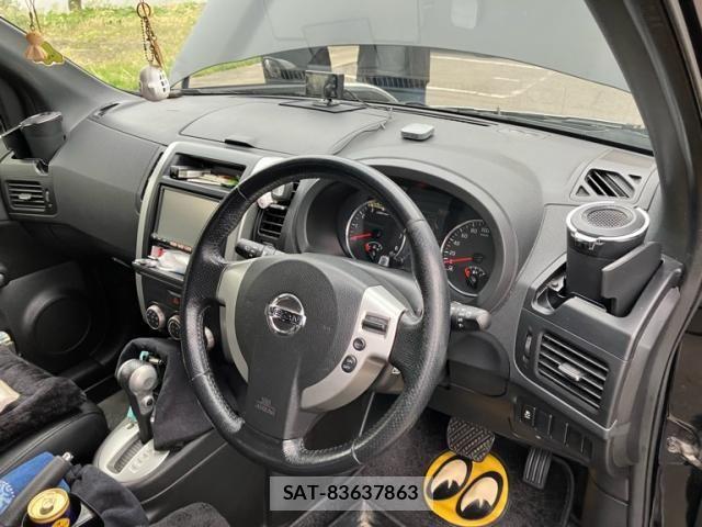 Nissan X-TRAIL 2013-06 7061526-15
