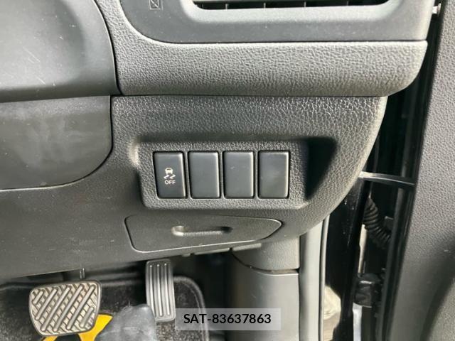 Nissan X-TRAIL 2013-06 7061526-21