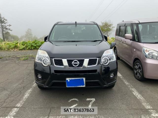 Nissan X-TRAIL 2013-06 7061526-1