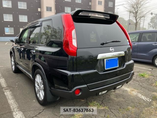 Nissan X-TRAIL 2013-06 7061526-7