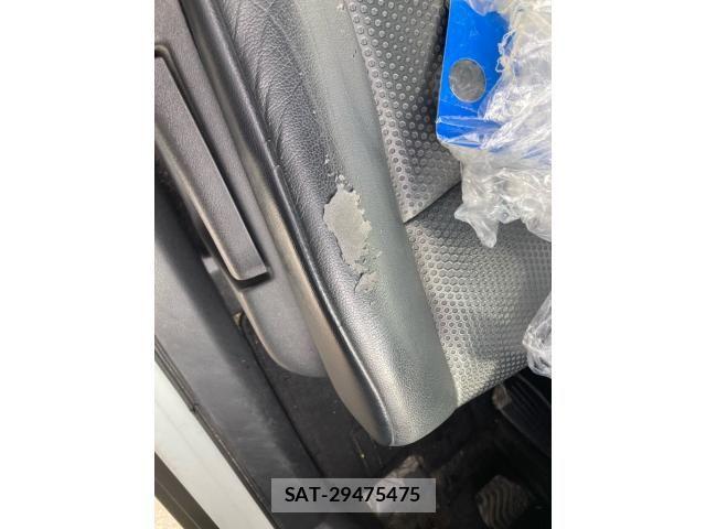 Nissan X-TRAIL 2015-02 7061520-24