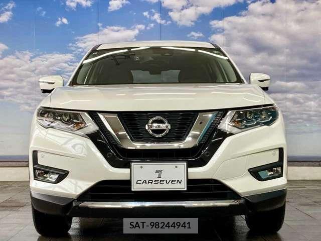Nissan X-TRAIL 2017-07 7061513-12