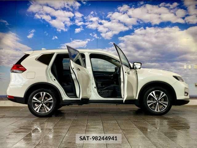 Nissan X-TRAIL 2017-07 7061513-19