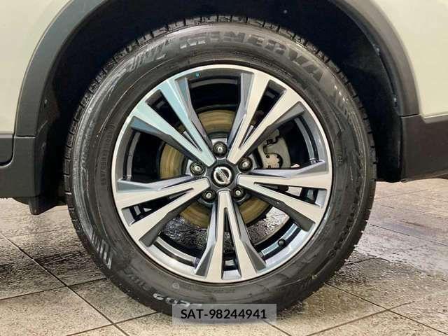 Nissan X-TRAIL 2017-07 7061513-2