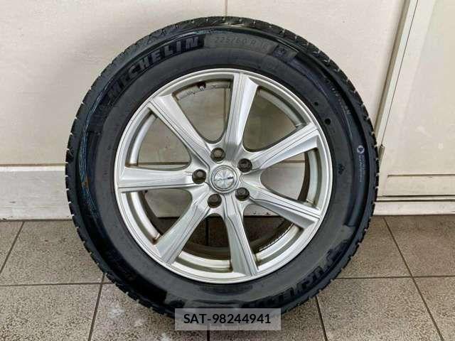 Nissan X-TRAIL 2017-07 7061513-3