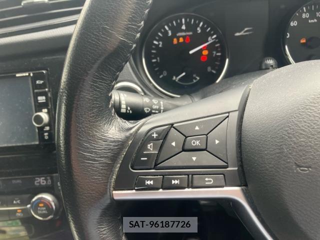 Nissan X-TRAIL 2018-02 7061512-13
