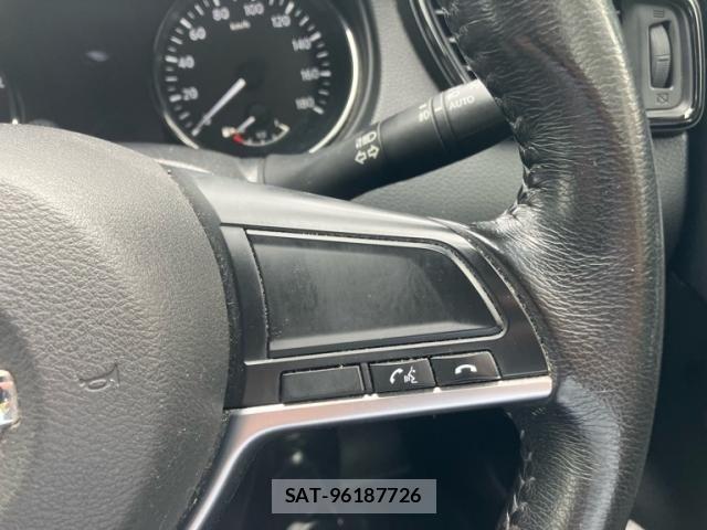 Nissan X-TRAIL 2018-02 7061512-14