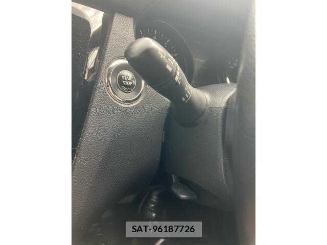 Nissan X-TRAIL 2018-02 7061512-19