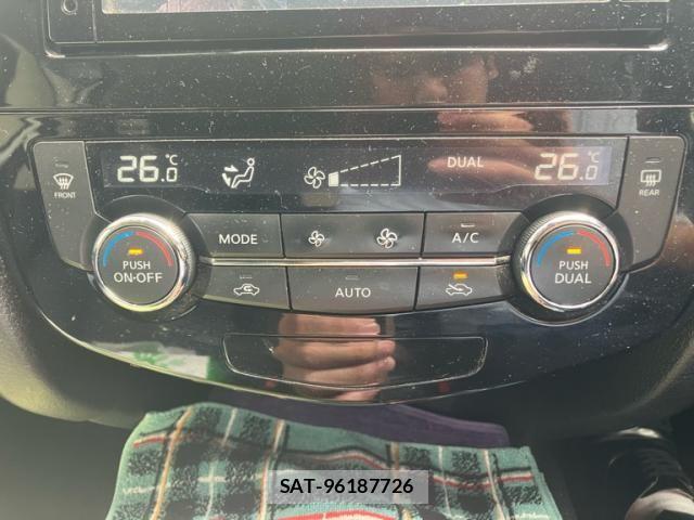 Nissan X-TRAIL 2018-02 7061512-22