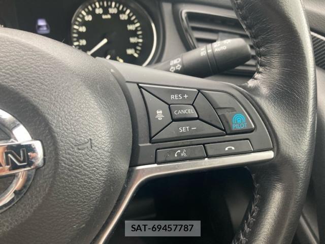 Nissan X-TRAIL 2017-05 7061516-11