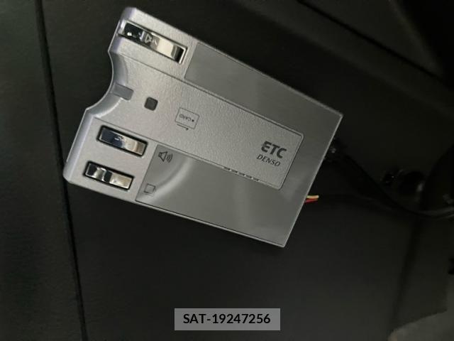 Nissan X-TRAIL 2007-03 7061528-16