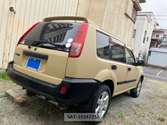 Nissan X-TRAIL 2007-03 7061528-5