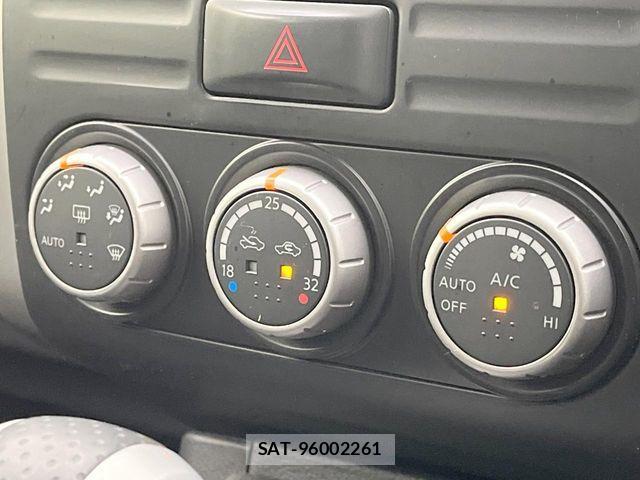 Nissan X-TRAIL 2011-05 7061515-5