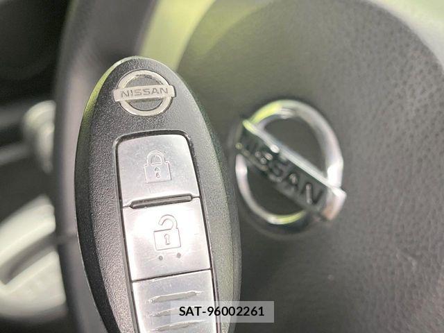 Nissan X-TRAIL 2011-05 7061515-6