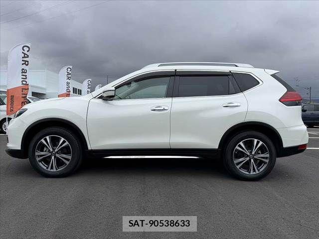 Nissan X-TRAIL 2019-06 7061510-11