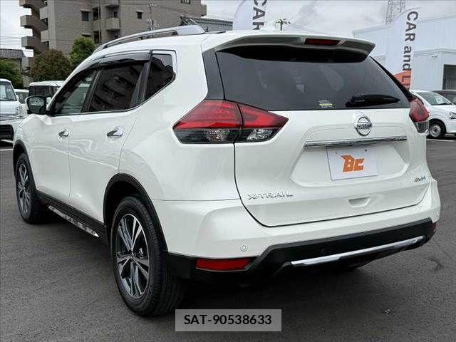 Nissan X-TRAIL 2019-06 7061510-12