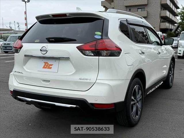 Nissan X-TRAIL 2019-06 7061510-14