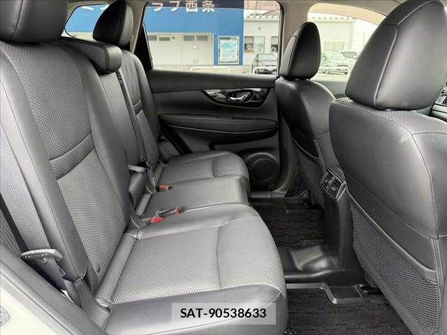 Nissan X-TRAIL 2019-06 7061510-17