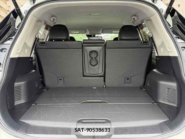 Nissan X-TRAIL 2019-06 7061510-19