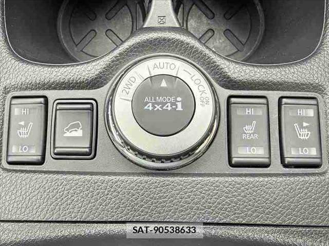 Nissan X-TRAIL 2019-06 7061510-6