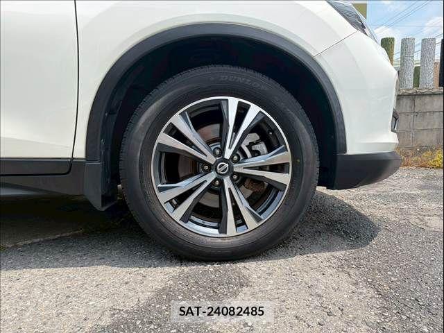 Nissan X-TRAIL 2017-07 7227622-10