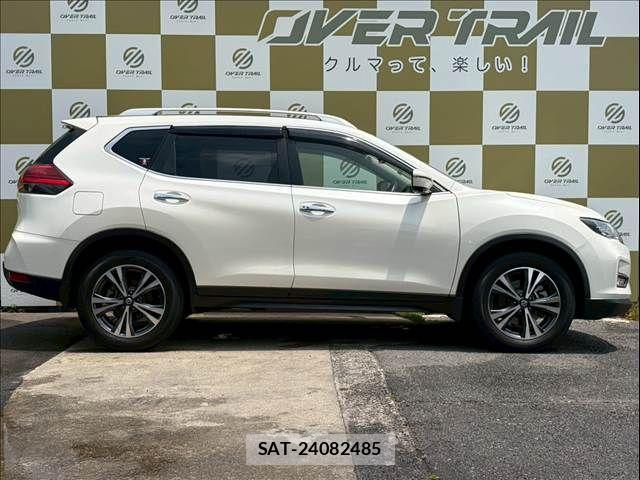 Nissan X-TRAIL 2017-07 7227622-2