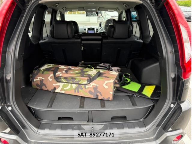 Nissan X-TRAIL 2012-12 7227581-14