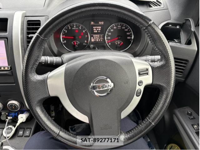 Nissan X-TRAIL 2012-12 7227581-4