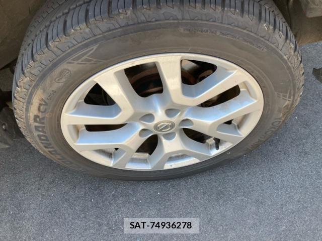 Nissan X-TRAIL 2013-07 7227586-17