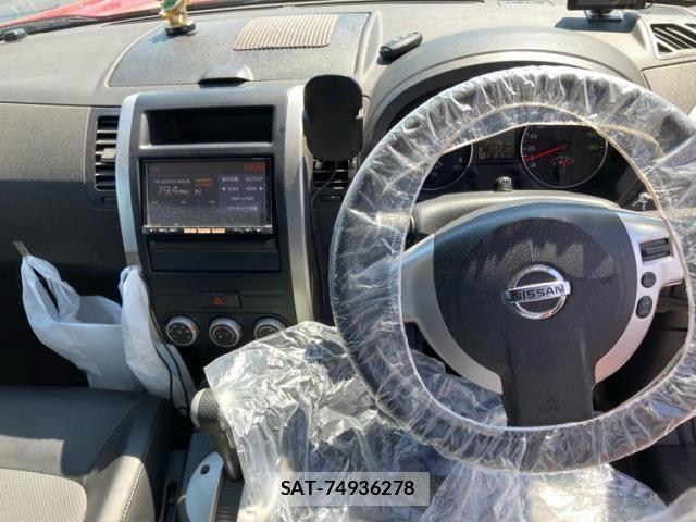 Nissan X-TRAIL 2013-07 7227586-21