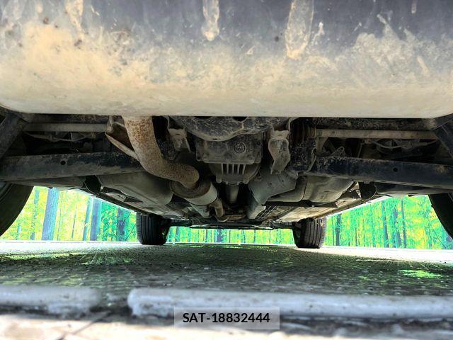 Nissan X-TRAIL 2017-01 7227619-18