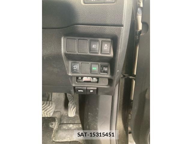 Nissan X-TRAIL 2014-02 7227591-17