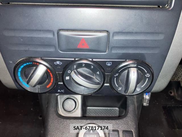 Nissan X-TRAIL 2008-09 7227568-16