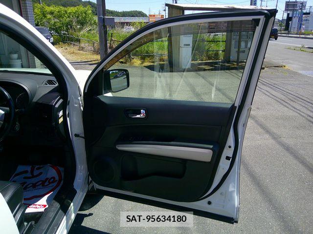 Nissan X-TRAIL 2011-11 7227583-22