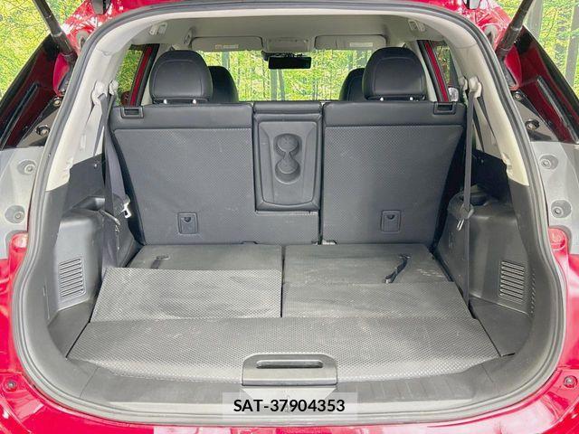 Nissan X-TRAIL 2016-09 7227616-10