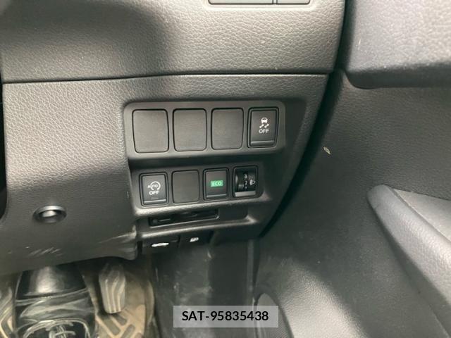 Nissan X-TRAIL 2014-03 7227590-12