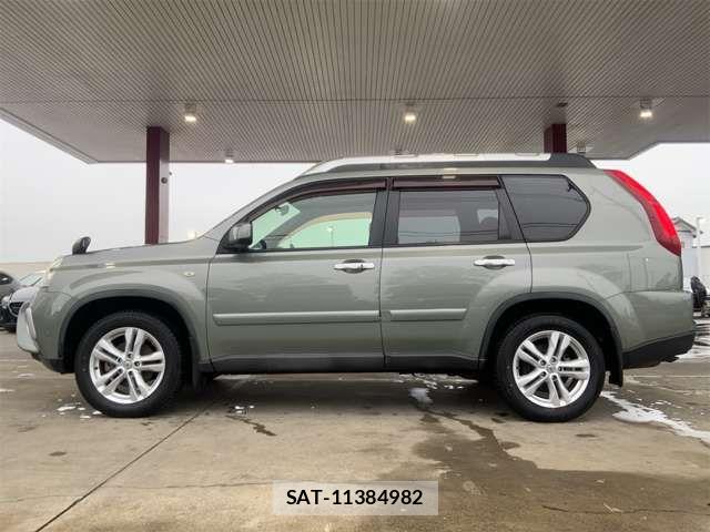 Nissan X-TRAIL 2011-06 7227576-9