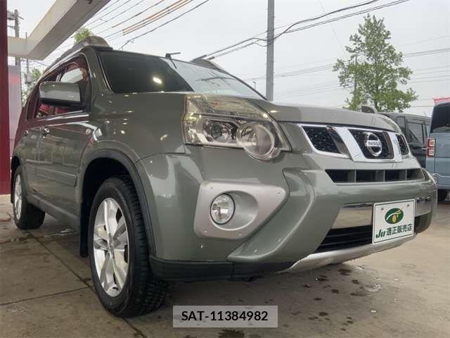 Nissan X-TRAIL 2011-06 7227576-4