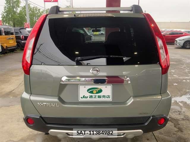 Nissan X-TRAIL 2011-06 7227576-7