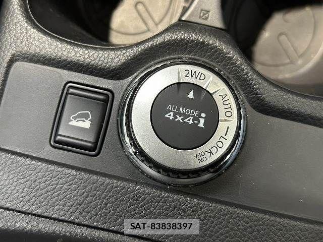 Nissan X-TRAIL 2018-08 7227628-13