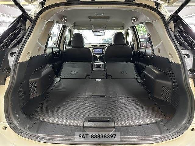 Nissan X-TRAIL 2018-08 7227628-19