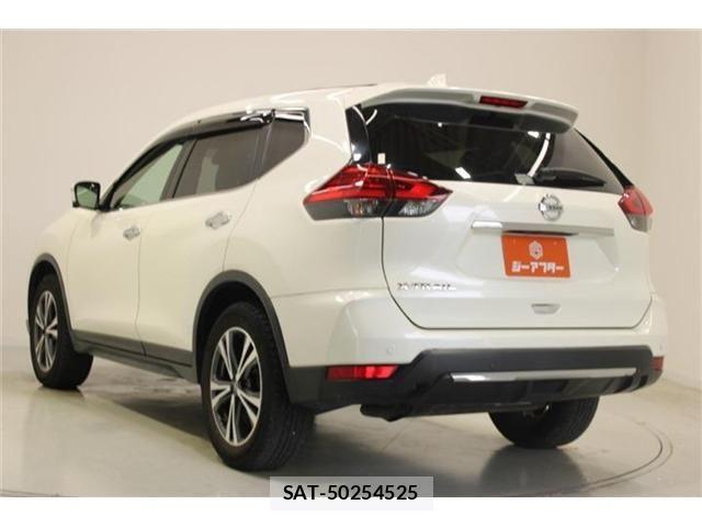 Nissan X-TRAIL 2017-08 7227621-10