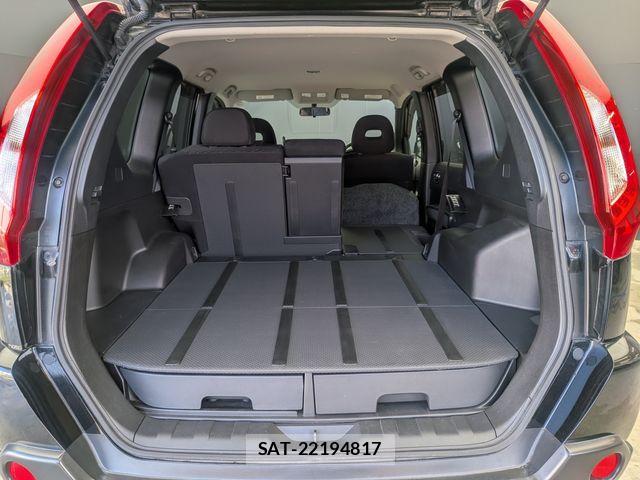Nissan X-TRAIL 2010-08 7227579-22