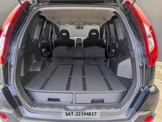 Nissan X-TRAIL 2010-08 7227579-23
