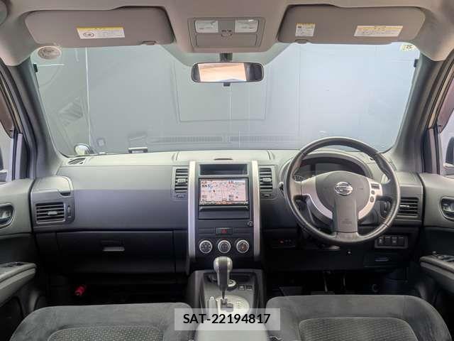 Nissan X-TRAIL 2010-08 7227579-2
