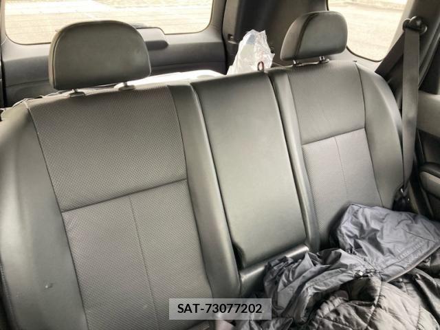 Nissan X-TRAIL 2009-11 7227574-12