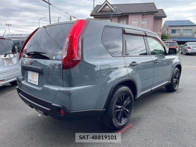 Nissan X-TRAIL 2011-08 7227580-23